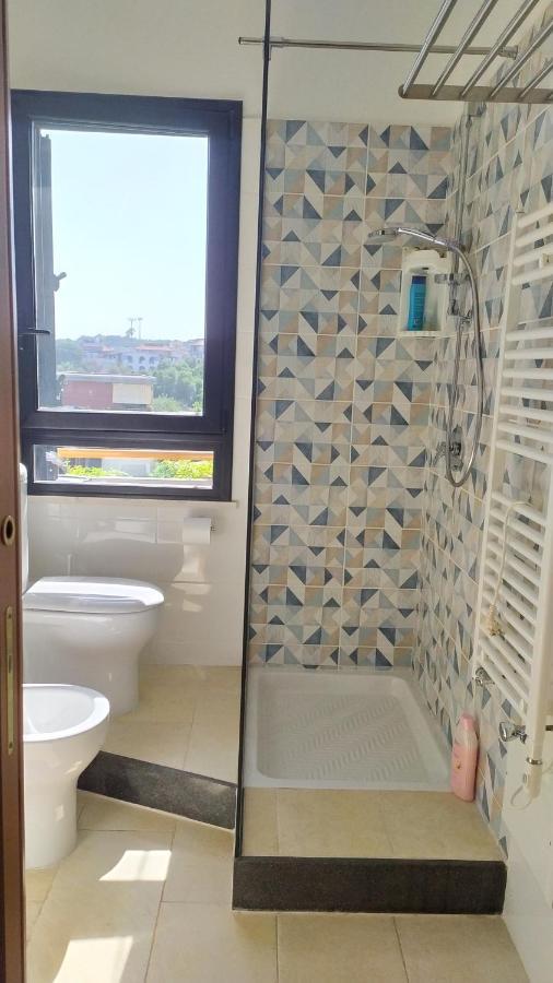 Bed and Breakfast Nero Basalto Azzurro Mare Ачи Костелло Экстерьер фото